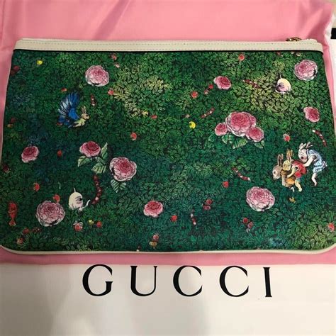 gucci x higushi yuko.